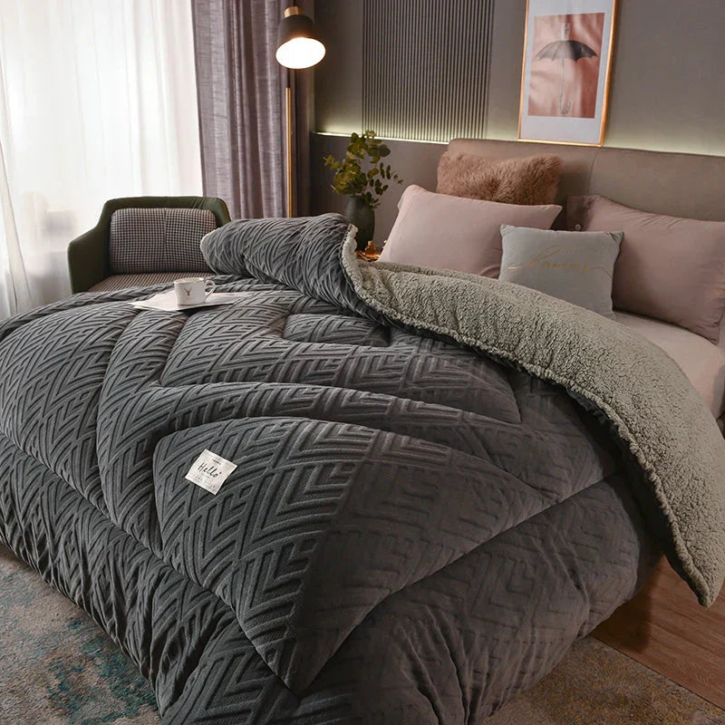 Top Benefits of Choosing a Jacquard Comforter Weighted in Canada for Year-Round Comfort