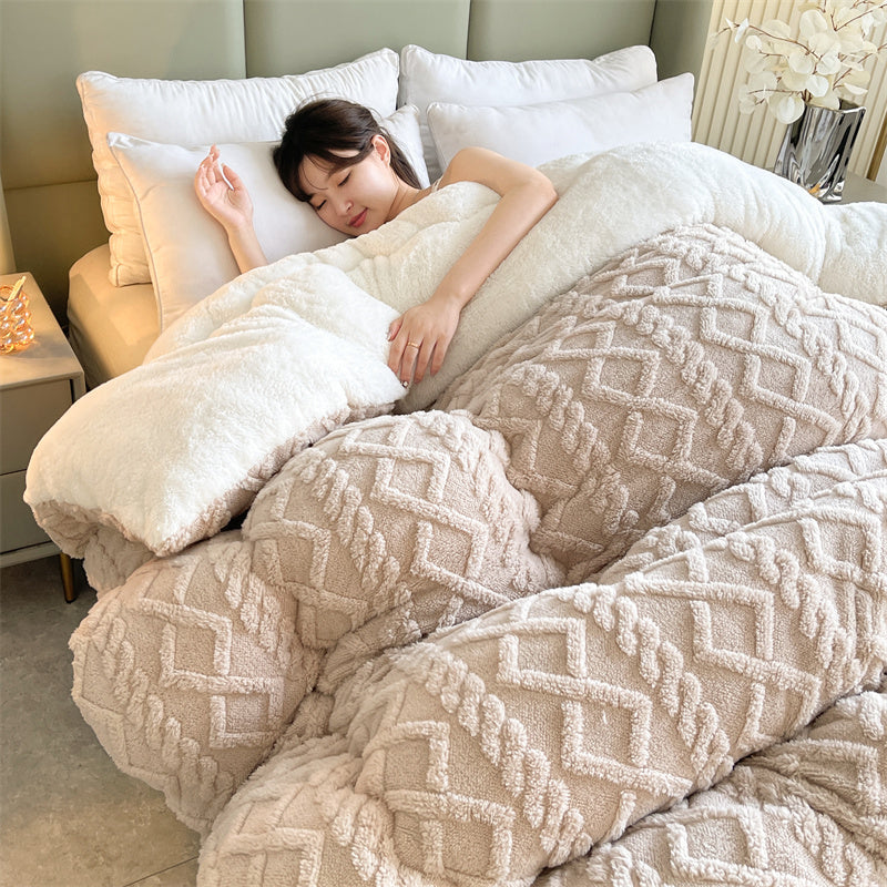 Beige Geo Pattern Comforter